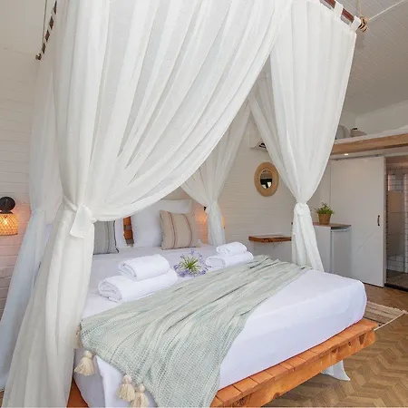 Hotel Lov Faralya